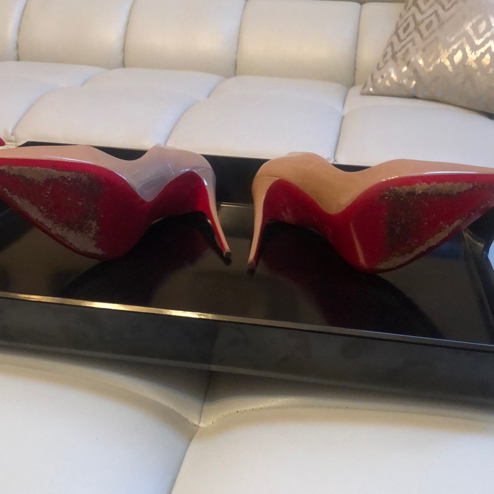 Authentic Christian Louboutin So Kate - Picture 3 of 5